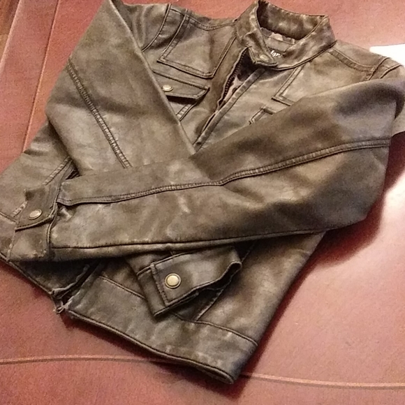 Nice jacket - Picture 2 of 3